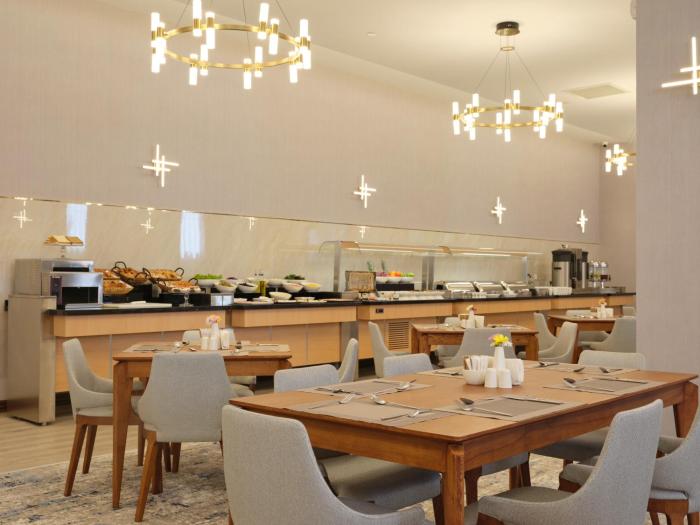 the central point hotel baku