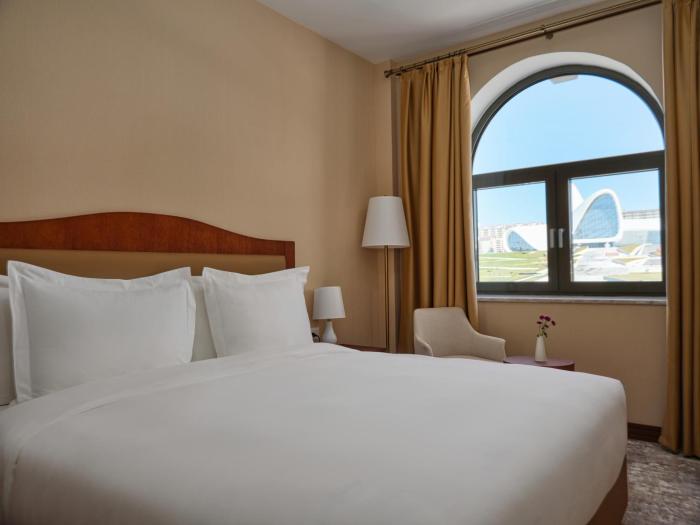 the central point hotel baku