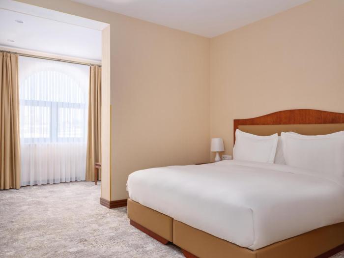 the central point hotel baku