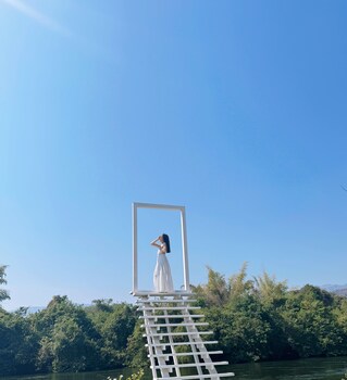 thebest capsule resort