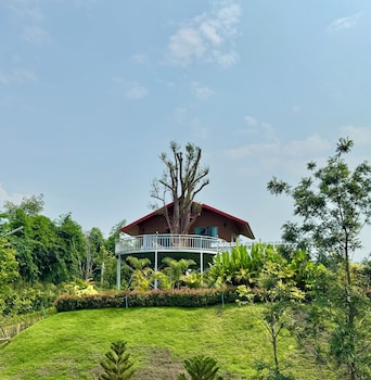 thebest capsule resort