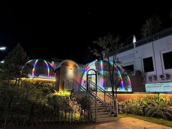 thebest capsule resort