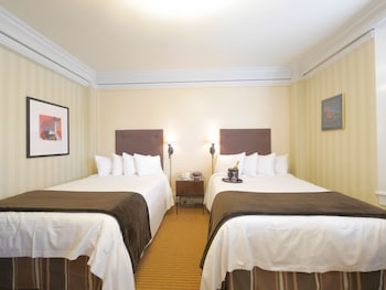 executive hotel vintage court