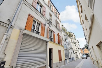 comfort for 2p with a c near montmartre