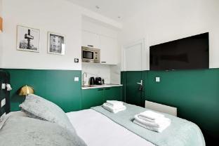 comfort for 2p with a c near montmartre