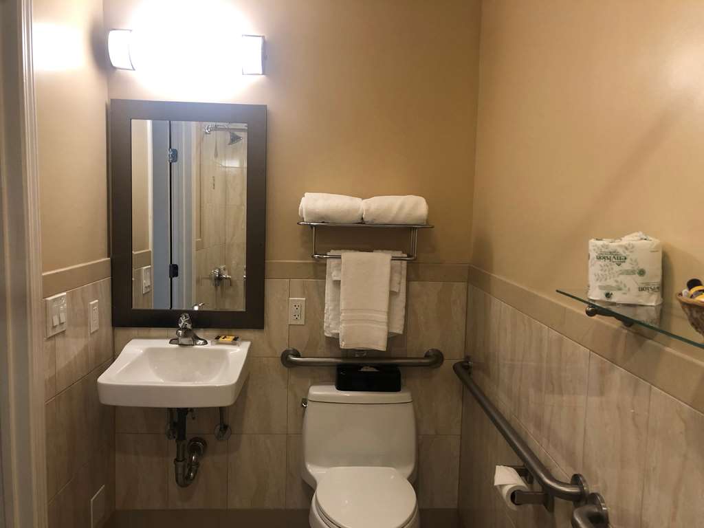 best western plus airport plaza