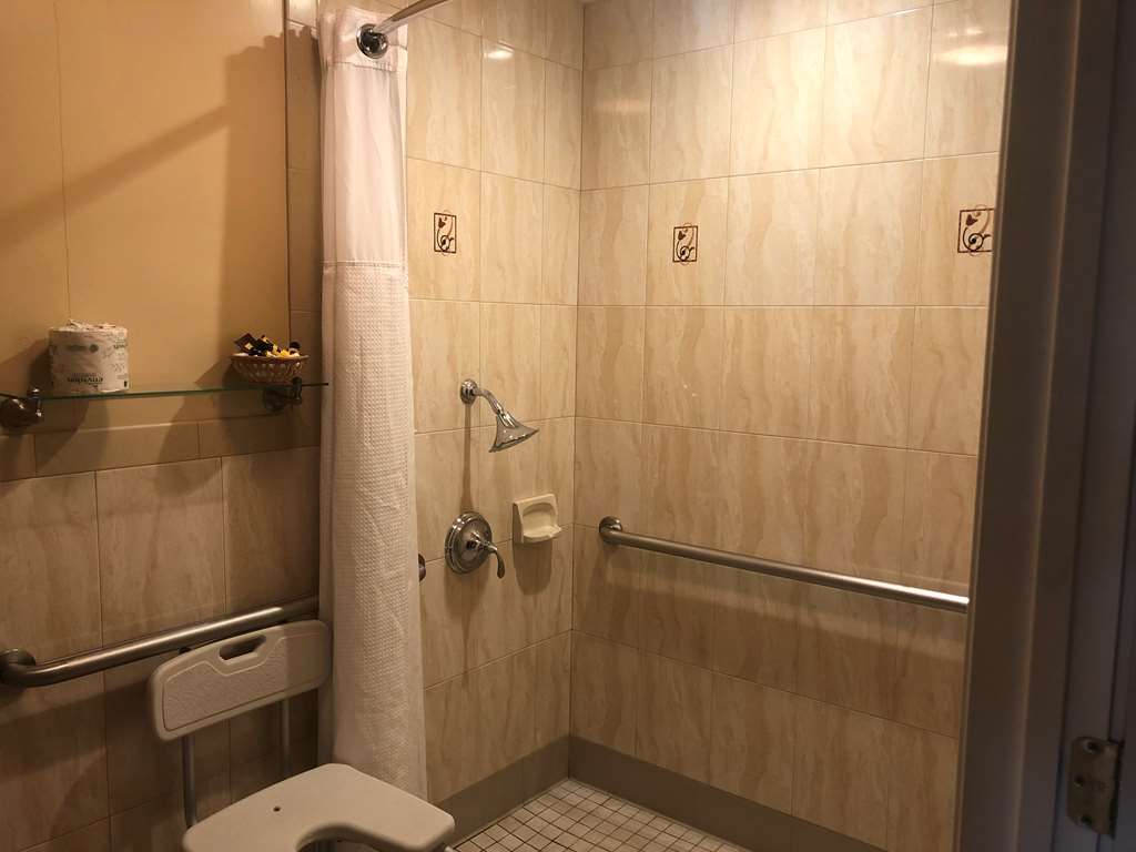 best western plus airport plaza