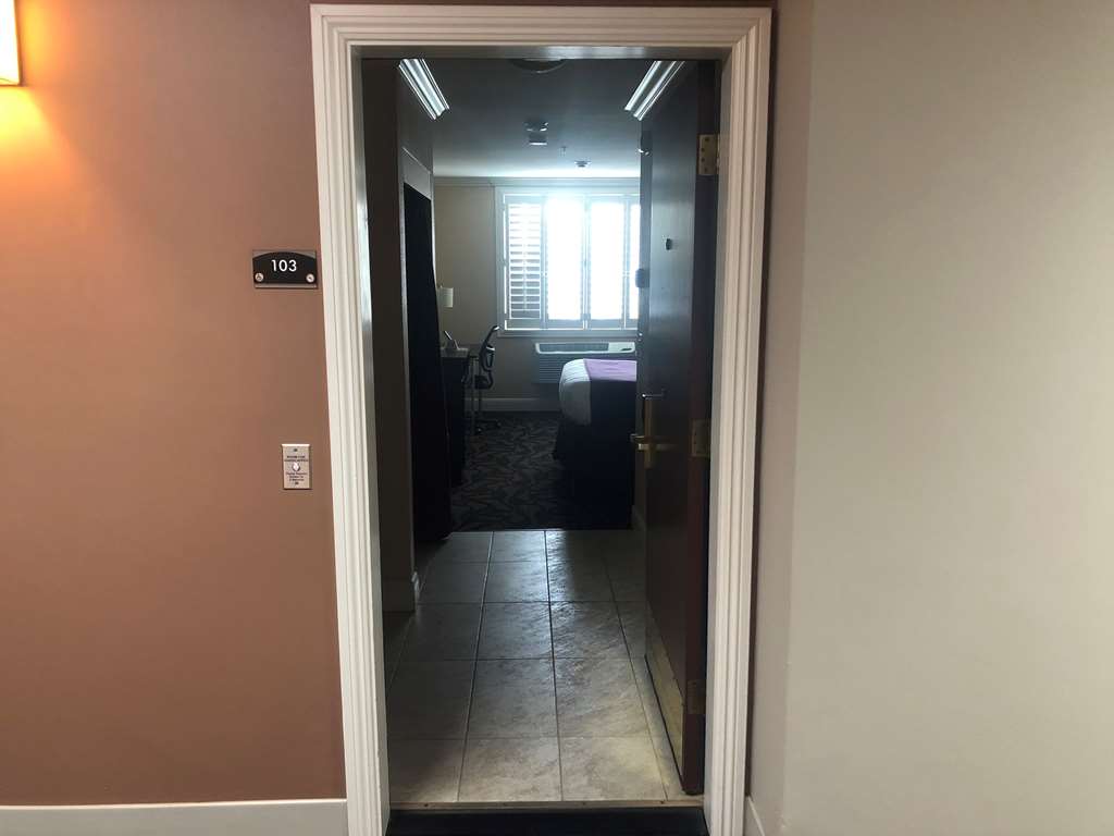 best western plus airport plaza