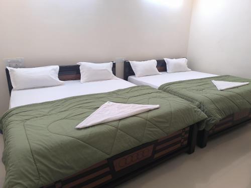 Hotel Vishnu Grand,,2 star