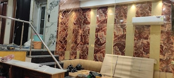 Hotel Relaxx Luxury,,2 star