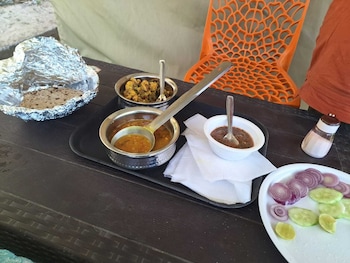 pine pioneer the eco resort