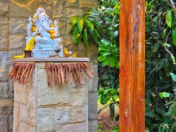 angirasa luxury camping