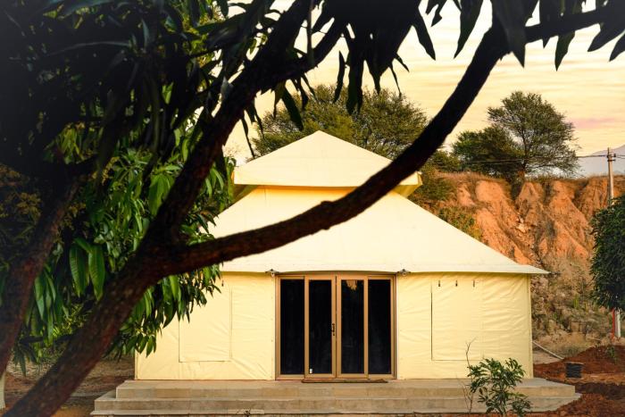 angirasa luxury camping