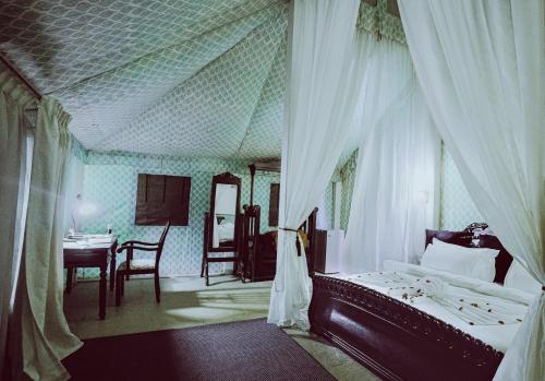 Angirasa Luxury Camping,,3 star