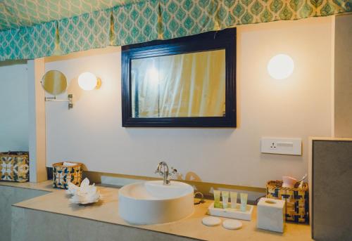 angirasa luxury camping