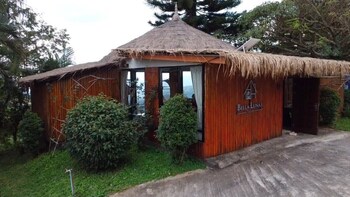 Bella Lunar Villa,,3 star