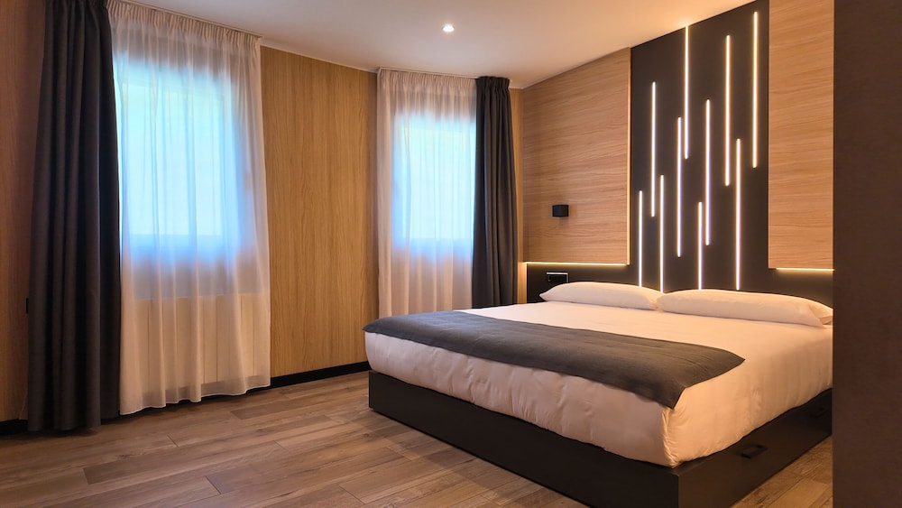 hotel focus