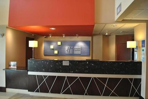 holiday inn express pittsburgh east mall area by ihg
