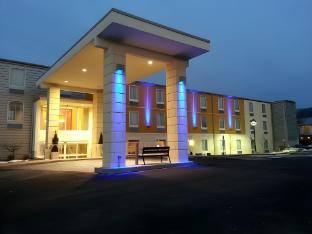 holiday inn express pittsburgh east mall area by ihg