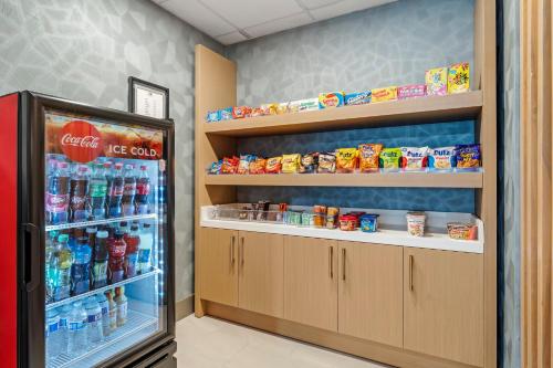 holiday inn express pittsburgh east mall area by ihg