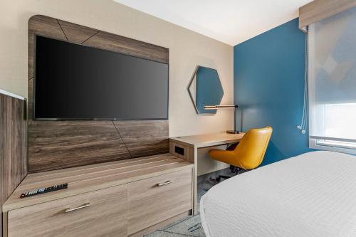 holiday inn express pittsburgh east mall area by ihg