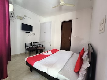 hotel shivaay and restaurant