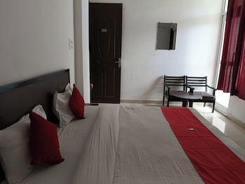 hotel shivaay and restaurant