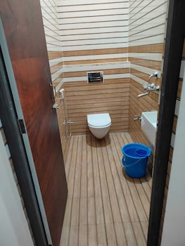 Radiance Retreat Hotel,,3 star