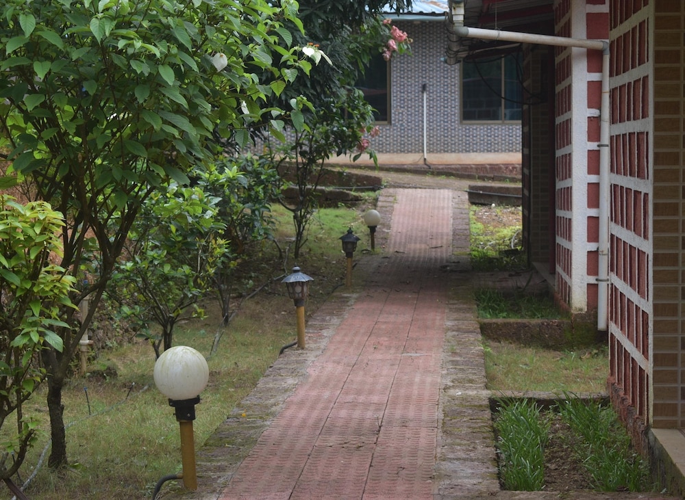 riverstone nature resort