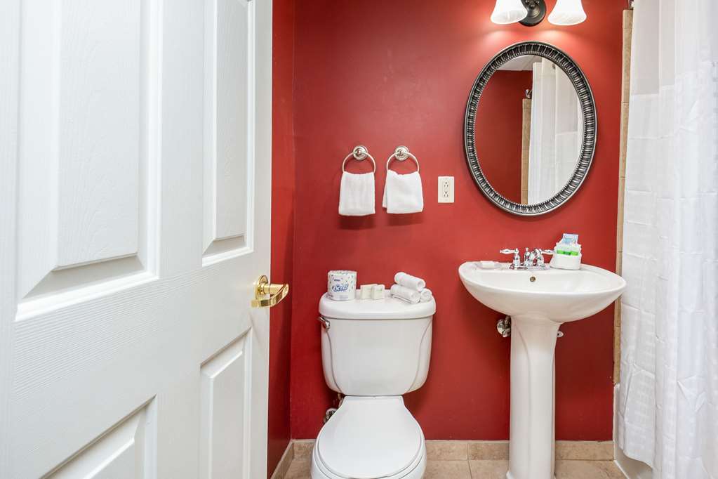 arlington court suites a clarion collection hotel