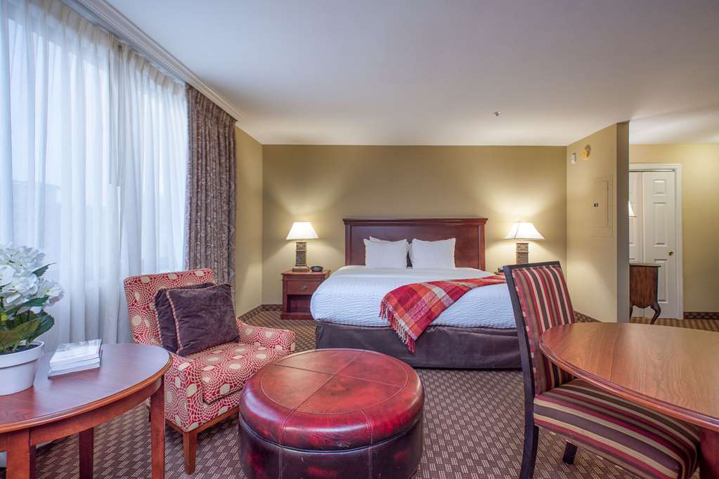 arlington court suites a clarion collection hotel