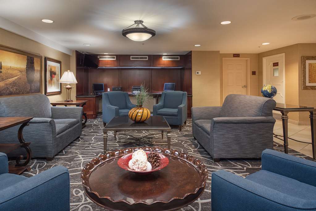 arlington court suites a clarion collection hotel