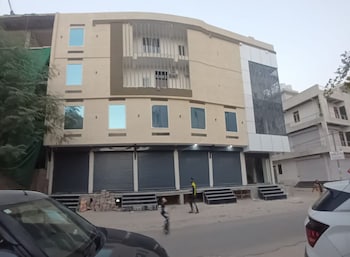 saavra hotels and resorts