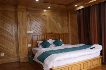 the outhouse forest view kalatop