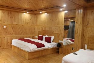 the outhouse forest view kalatop