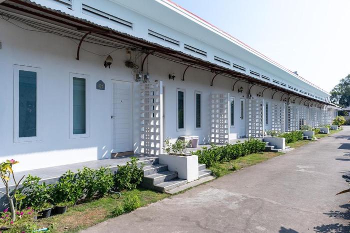 sanipa resort rayong