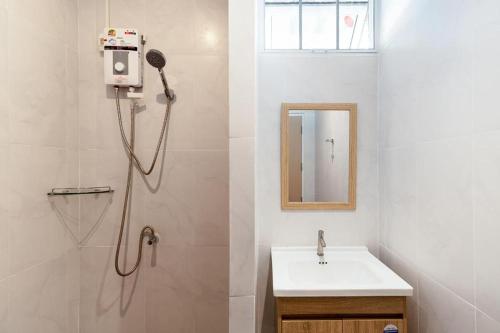 sanipa resort rayong