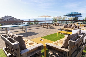 cote lac hostel evian