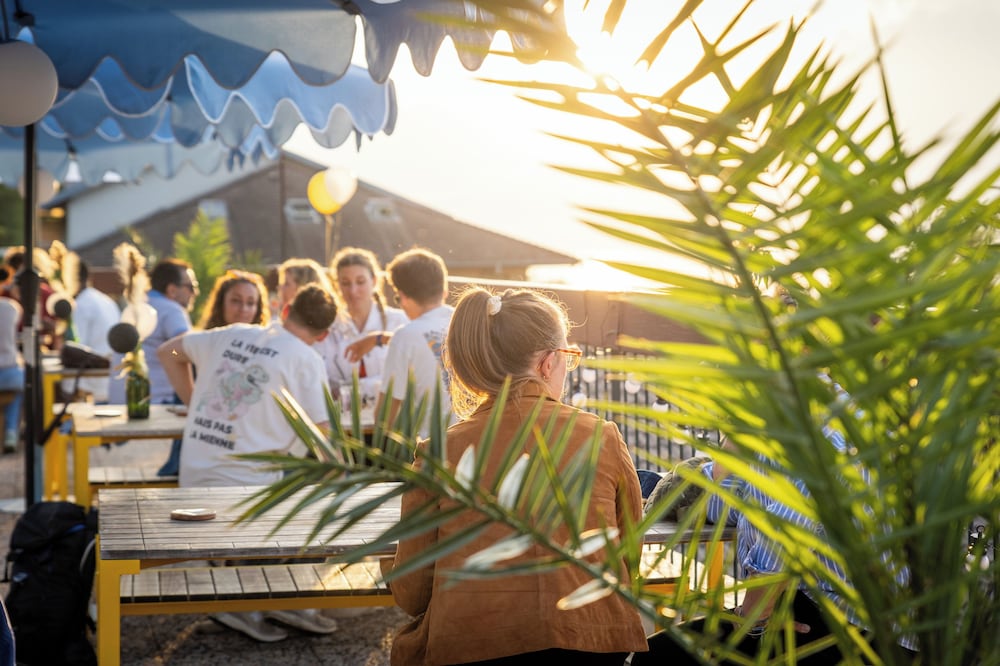 cote lac hostel evian