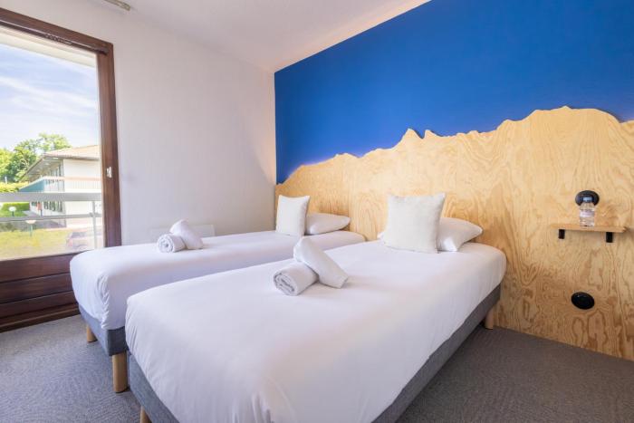cote lac hostel evian