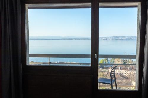 cote lac hostel evian