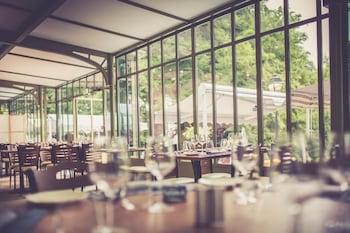 Il Maestro - Hotel Restaurant Du Chateau,22 Rue Paul Lorillon,0 star