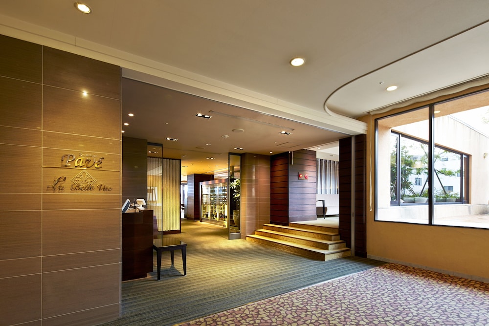 crowne plaza ana nagasaki gloverhill by ihg