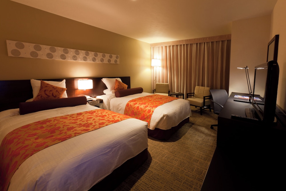 crowne plaza ana nagasaki gloverhill by ihg