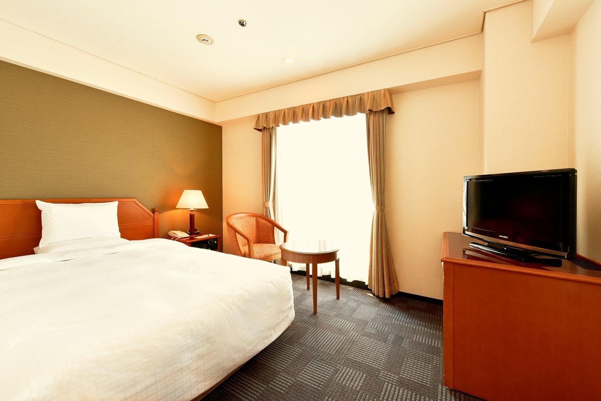 crowne plaza ana nagasaki gloverhill by ihg