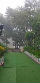 natures cove resort