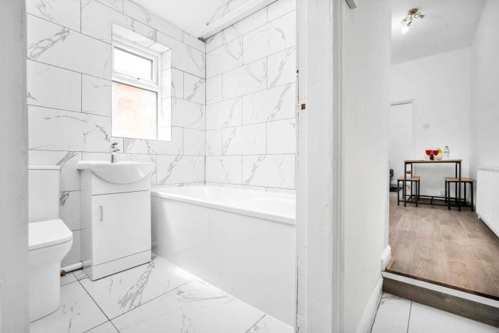 birmingham apartment bhx nec resort world arena