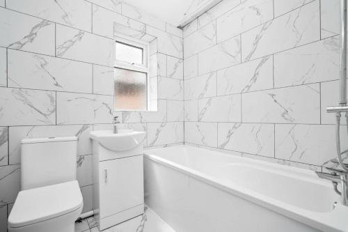 birmingham apartment bhx nec resort world arena