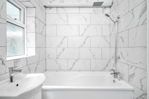 birmingham apartment bhx nec resort world arena