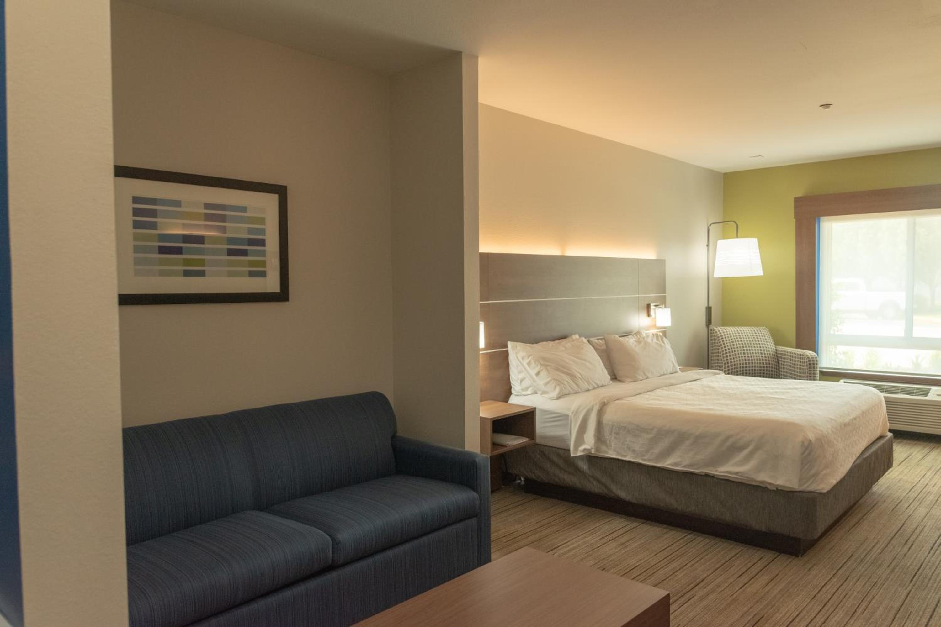 holiday inn express hotel and suites natchitoches by ihg